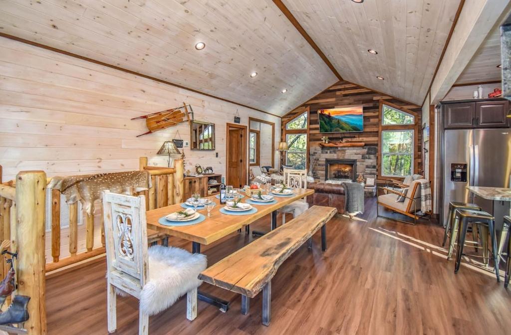 סביירוויל Nordic Mountain Modern Lodge - Family Friendly Luxury Cabin In Walden'S Ridge מראה חיצוני תמונה